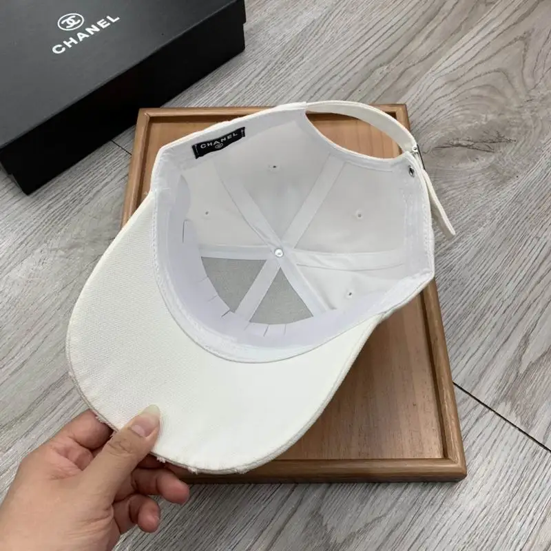 Chanel cap (35)